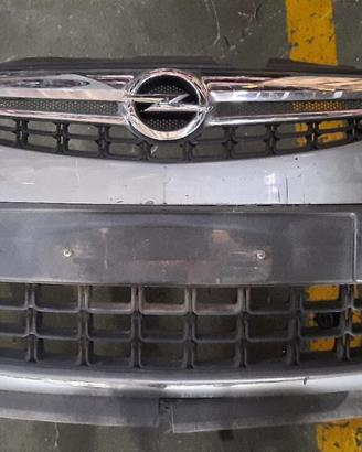 OPEL CORSA 2011 - PARAURTI ANTERIORE