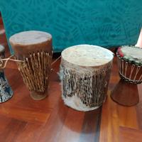 Set di 7 strumenti a percussione
