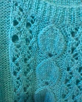Maglione verde acqua