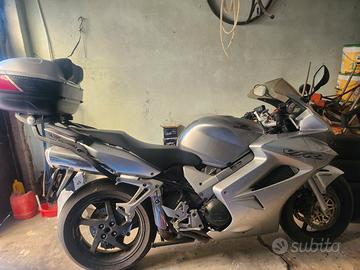 Honda VFR 800