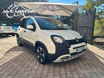 Fiat Panda Pandina 1.0 Hy Cross 11/25 km.3608 5 po