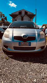 Toyota Yaris 1.0 3 porte Sol