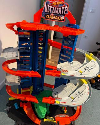 Hot Wheels Ultimate Garage 