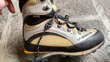 Scarponi da trekking montagna La Sportiva n 37