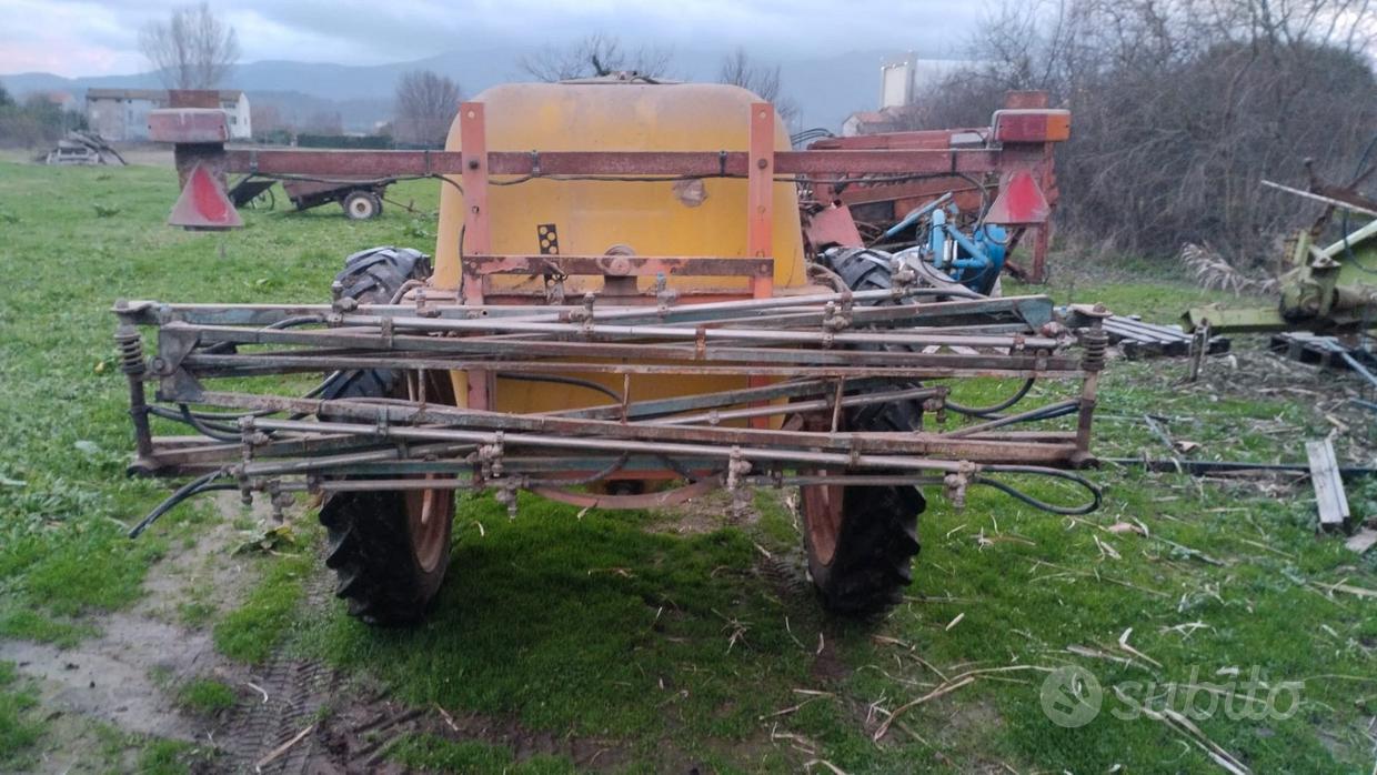 Usato Pompa a cardano per trattore agricolo in vendita presso Veneto, Italia