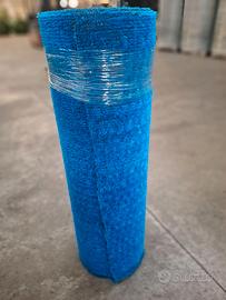 Erba sintetica azzurra