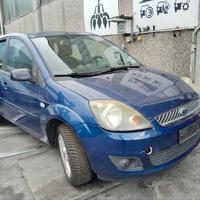 FORD FIESTA 1.2 B 2008 FUJA PER RICAMBI