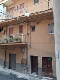 Intera palazzina composta da 3 piani