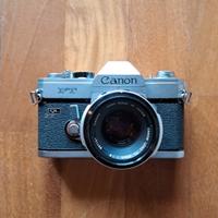 macchina fotografica analogica Canon ft vintage