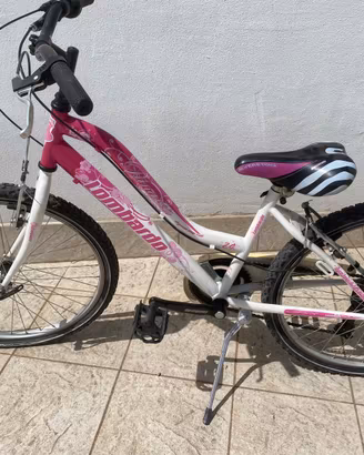 Bicicletta ragazza Lombardo 24 in buono stato