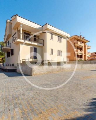 Appartamento di 75 m² con 3 locali a Roma
