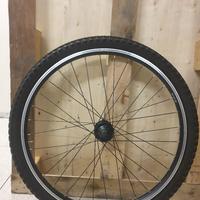 Cerchi e gomme bici 26 nuovi mai utilizzati