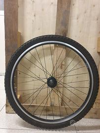 Cerchi e gomme bici 26 nuovi mai utilizzati