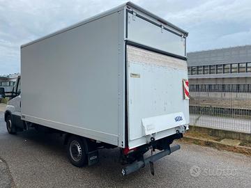 Cassone e sponda caricatrice