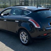 Lancia Delta 1.6 - 120 CV