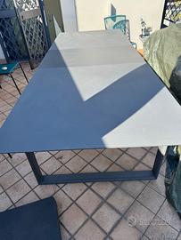 Tavolo da esterno allungabile + 8 sedie