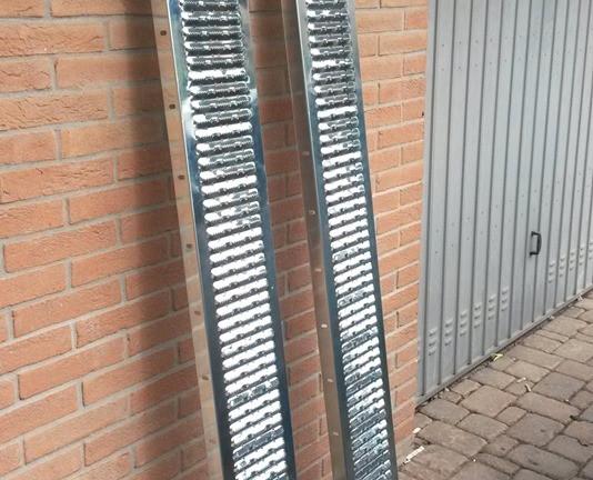 Rampe di carico per moto in acciaio