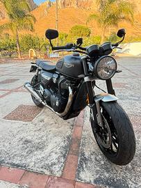 Triumph speed twin 1200