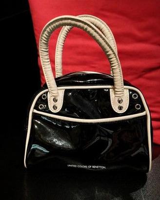 Borsa Benetton in vernice lucida