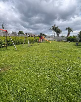 Casa indipendente di 400 m² con più di 5 locali a 