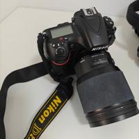 Nikon D810 full-frame tenuta maniacalmente + batte