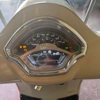 Vespa gts300 incidentata senza sinistri