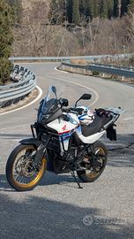 Honda Transalp XL750 accessoriata