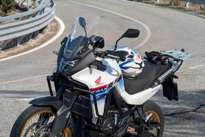 Honda Transalp XL750 accessoriata