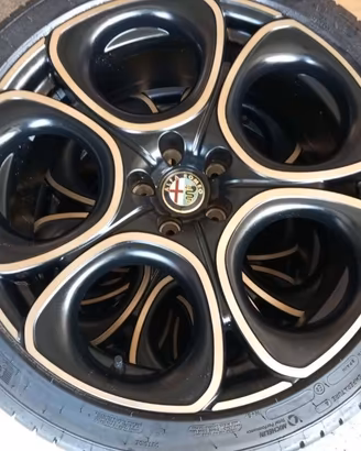 Cerchi in lega originali 20" Alfa TONALE con gomm