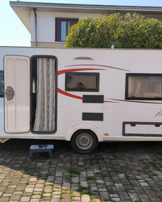 Roulotte Premio 490TL