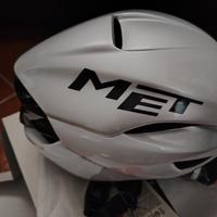 casco MET modello manca nuovo 
