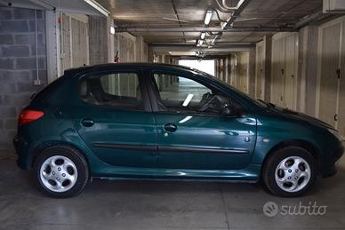 Auto peugeot 206 rolland garros