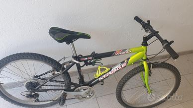 bicicletta  mountain  bike 24'