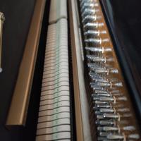 pianoforte verticale 