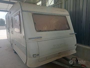 ROULOTTE ADRIA 461 UB ANNO 2000