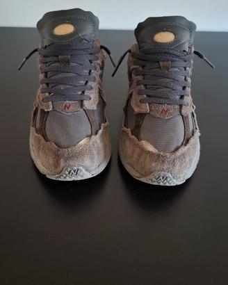 New Balance 2002r Protection Pack Nero Carbone