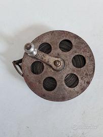 Antico metro a nastro da carpentiere – metallo vin