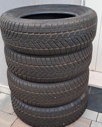 Pneumatici Goodyear ultragrip  225 65 R17  102H