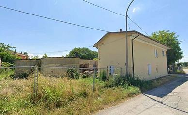 Casa indipendente di 213 m² con più di 5 locali e 