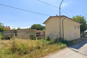 Casa indipendente di 213 m² con più di 5 locali e 