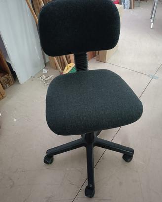 Sedia ufficio con ruote