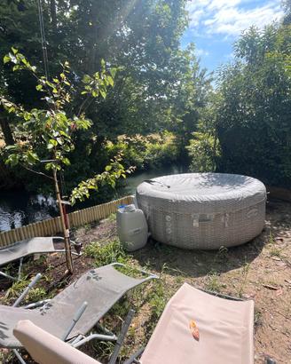 Esclusiva villetta a schiera affacciata sul fiume
