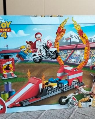 LEGO 10767 - Toy story 4