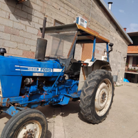 TRATTORE FORD modello 4600