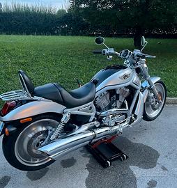 Harley-Davidson V-Rod