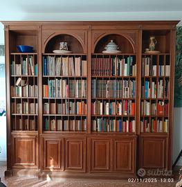 Libreria grande antica in legno massello