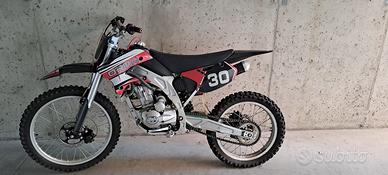 Pit bike 250 cc a liquido