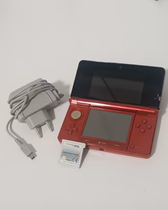 Nintendo 3ds con caricatore, pennin e mario kart 7
