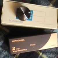 VGA Splitter+Data Switch marca  MATSUYAMA + cavi
