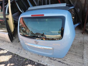 Portellone cofano post lancia y 2006